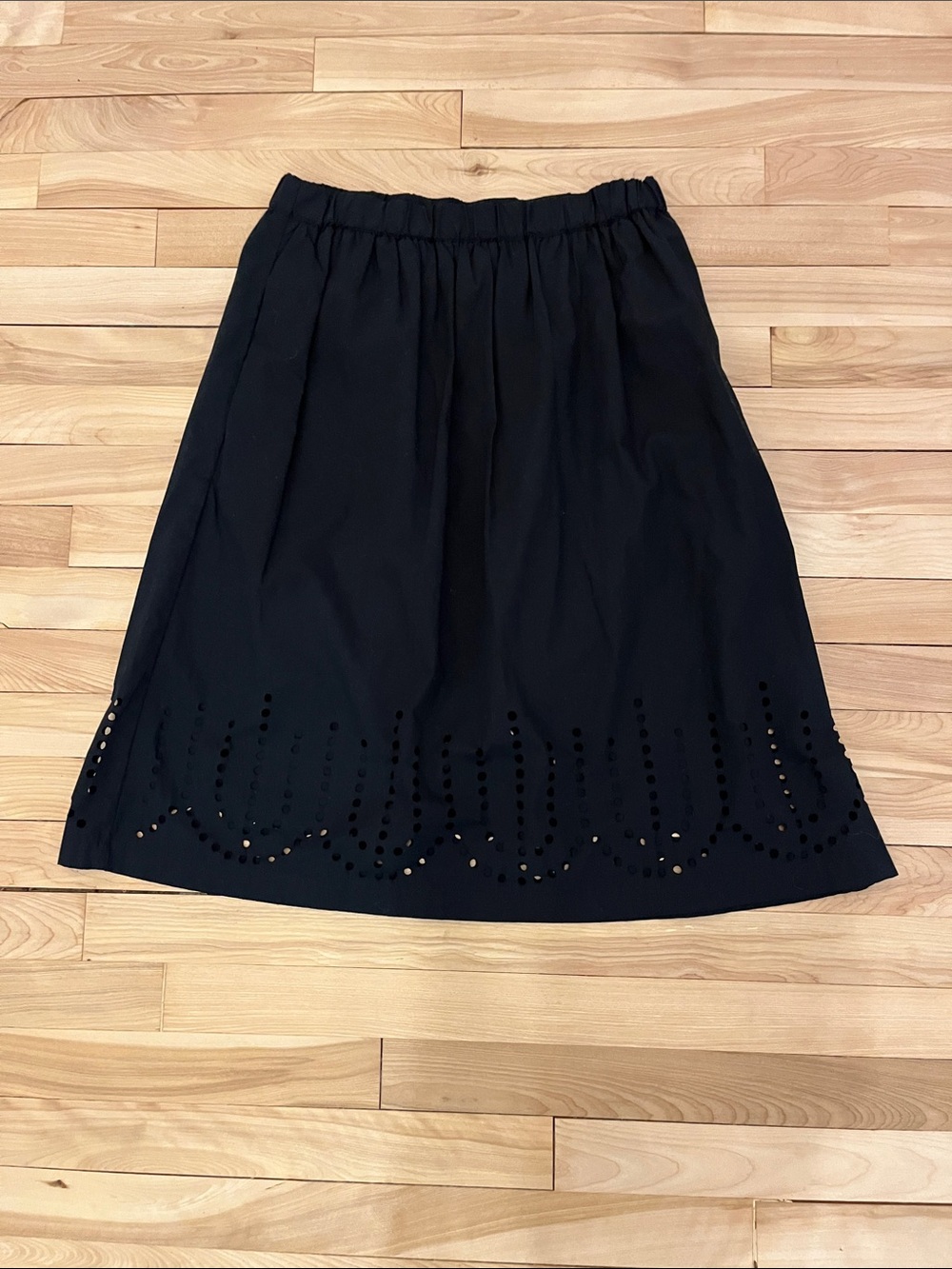 GAP Black A-Line Eyelet Hem Skirt